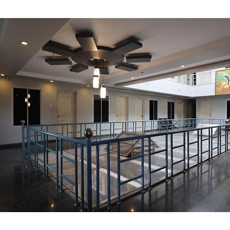 Collection O Ar Square Hotel Thrissur Kültér fotó