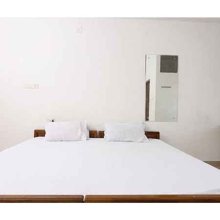 Collection O Ar Square Hotel Thrissur Kültér fotó