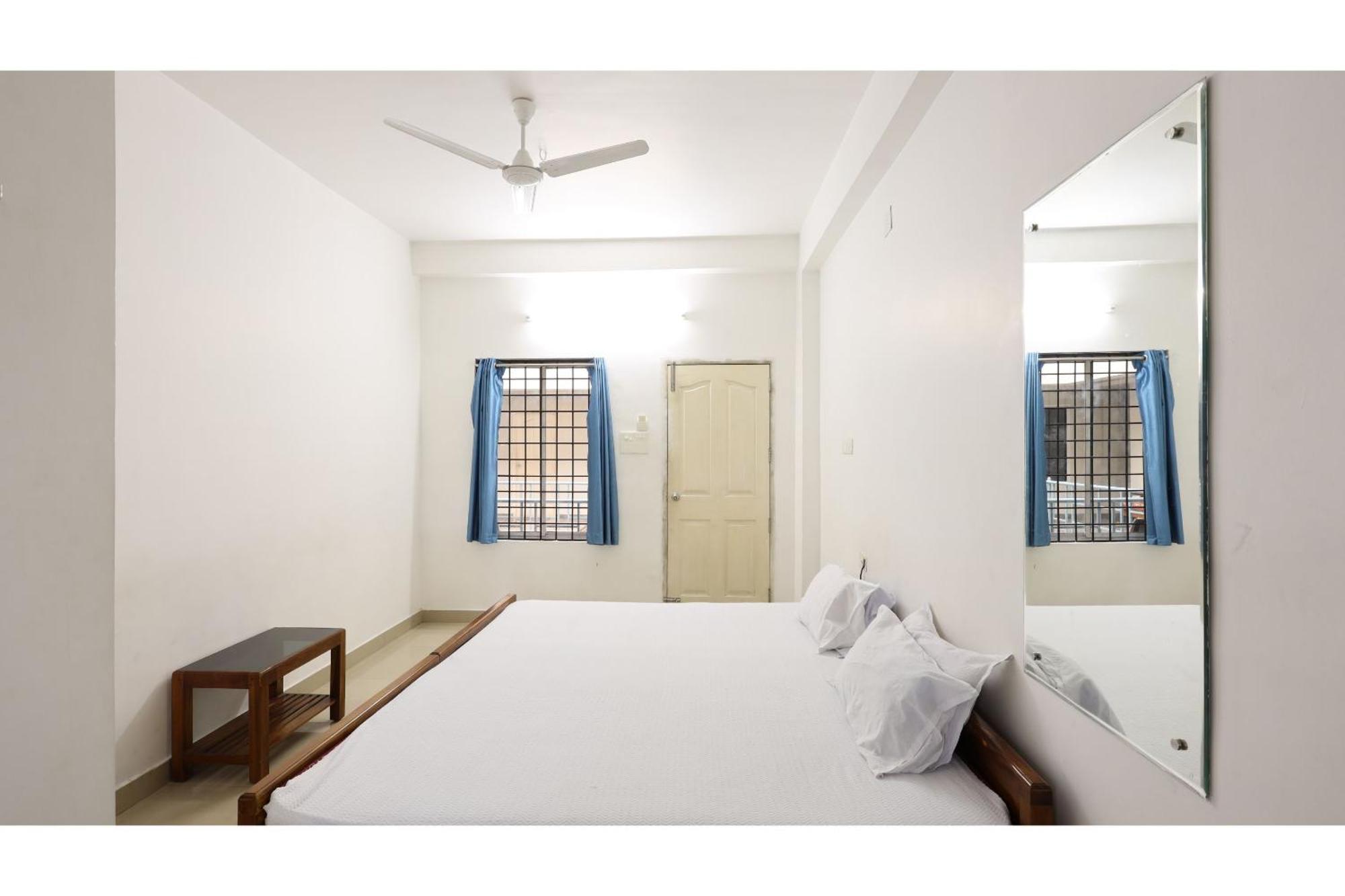 Collection O Ar Square Hotel Thrissur Kültér fotó